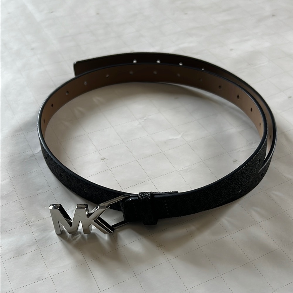 Woman’s Michael Kors Black Leather Belt